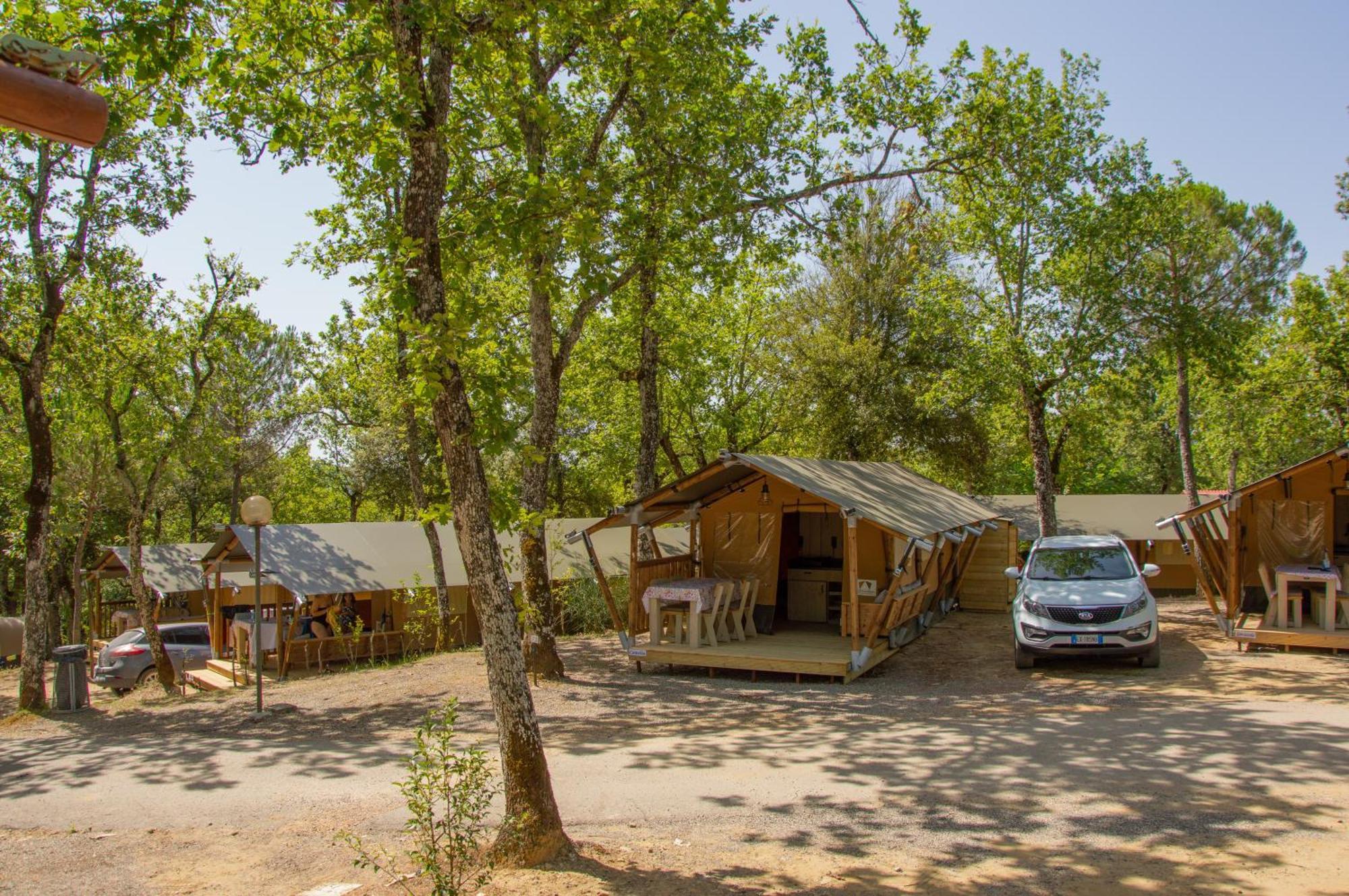Luxor Chianti Glamping Village Кастелина ин Шианти Экстерьер фото
