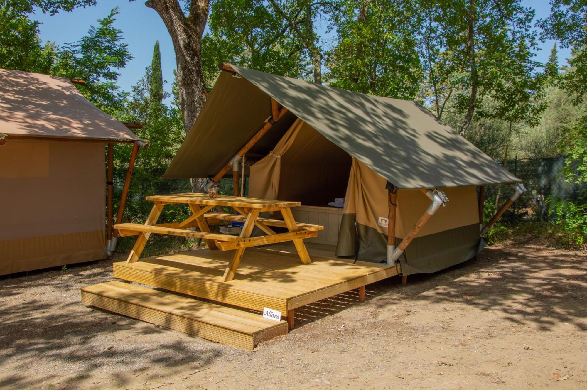 Luxor Chianti Glamping Village Кастелина ин Шианти Экстерьер фото